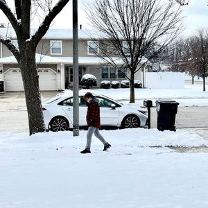 Meet your Posher, Loc hung